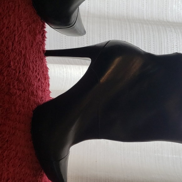 Booties - Picture 2 of 7